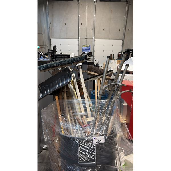 ONE PALLET AND ONE BIN OF ASSORTED GARDENING TOOLS AND MISC