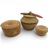 Image 1 : 3 Vintage Woven Grass Lidded Containers (Largest is 5" tall x 6" diameter)
