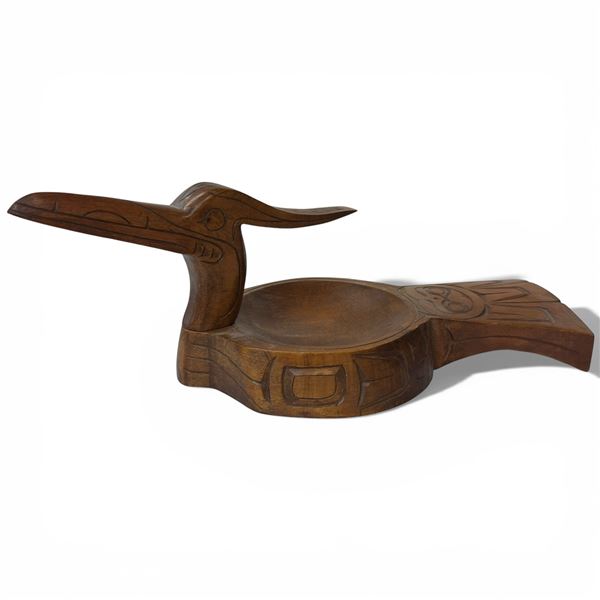 Carved Cedar First Nations Grease Bowl with Articulated Loon Head * Unsigned (17" nose to tail x 7"