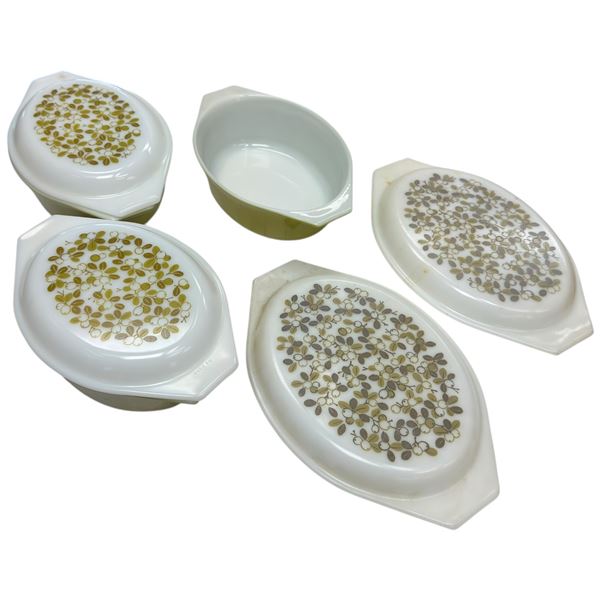 Vintage Pyrex Verde Casserole Dishes Featuring the Olive Vine Pattern