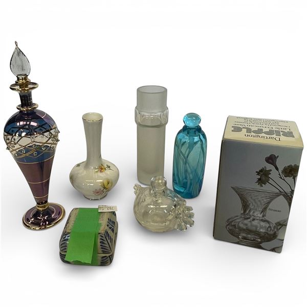 Collection of Assorted Glass & Porcelain Perfume Bottles & Trinket Boxes