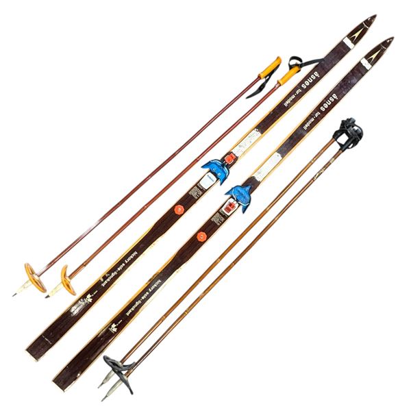 Vintage Ãsnes Wooden Cross-Country Touring Skis
