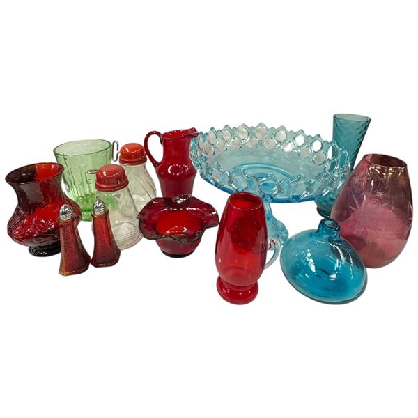 Collection of Various Mid Century Vintage Coloured Glass Pieces