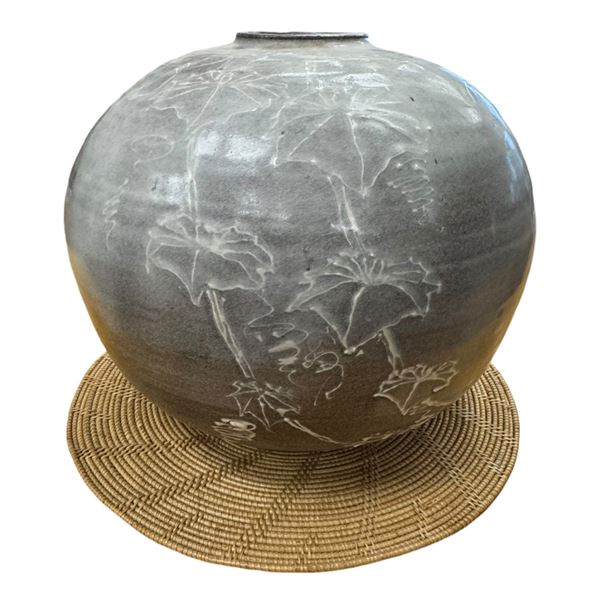 Beautiful Large Glazed Spherical Ball Ceramic Vase 11-Inch Tall 15-Inch Diameter