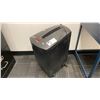 Image 2 : SHREDMASTER 960X MOBILE PAPER SHREDDER