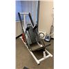 Image 1 : NORTHERN LIGHTS LEG/SQUAT MACHINE
