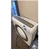 Image 3 : COWAY AIR FILTRATION MACHINE & ROWENTA STEAMER MACHINE