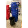 Image 2 : 6 BLUE RUBBERMAID BRUTE GARBAGE CANS & SMALL BLACK GARBAGE CAN ON MOBILE DOLLY