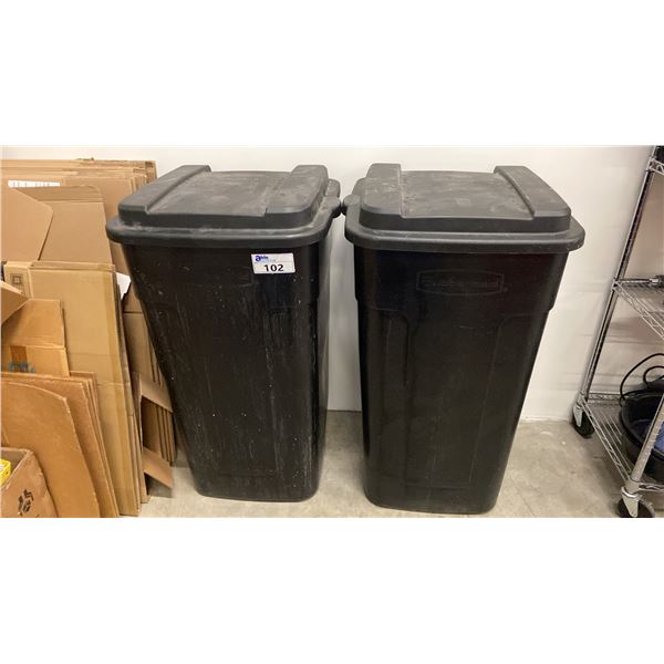PAIR OF BLACK RUBBERMAID FLIP TOP MOBILE WASTE BINS