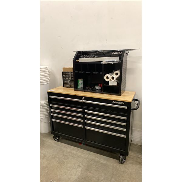 HUSKY BLACK WOOD TOP MOBILE TOOL CHEST WITH ASSORTED CONTENTS APPROX 52"L X 18"D X 37"H *HAS KEYS*