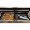 Image 5 : HUSKY BLACK WOOD TOP MOBILE TOOL CHEST WITH ASSORTED CONTENTS APPROX 52"L X 18"D X 37"H *HAS KEYS*