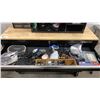Image 8 : HUSKY BLACK WOOD TOP MOBILE TOOL CHEST WITH ASSORTED CONTENTS APPROX 52"L X 18"D X 37"H *HAS KEYS*