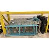 Image 1 : NESTAFLEX 376 HEAVY-DUTY, EXPANDABLE GRAVITY SKATE WHEEL CONVEYOR