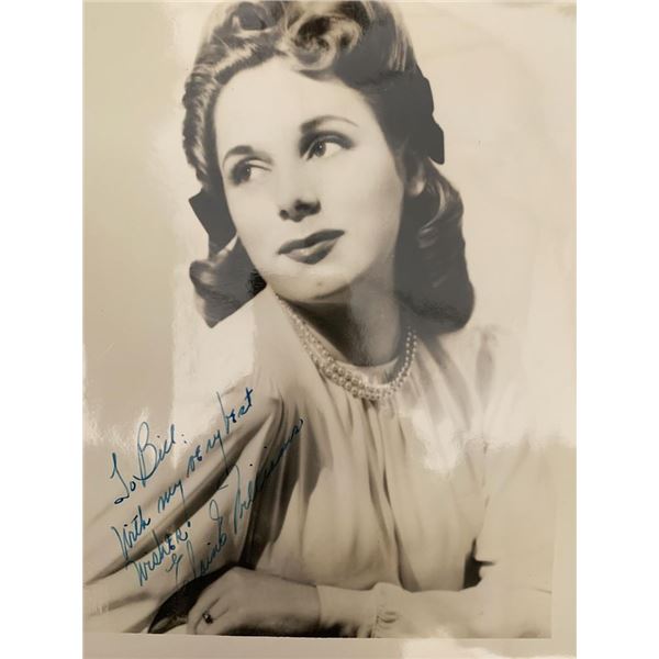 Elaine Williams signed photo