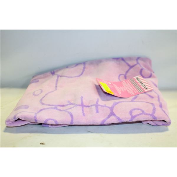 HELLO KITTY BEACH TOWEL