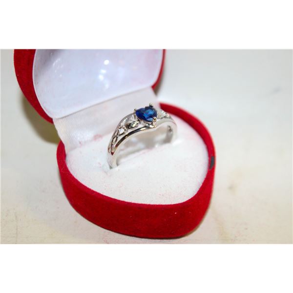 NEW HEART SHAPE RING SZ8