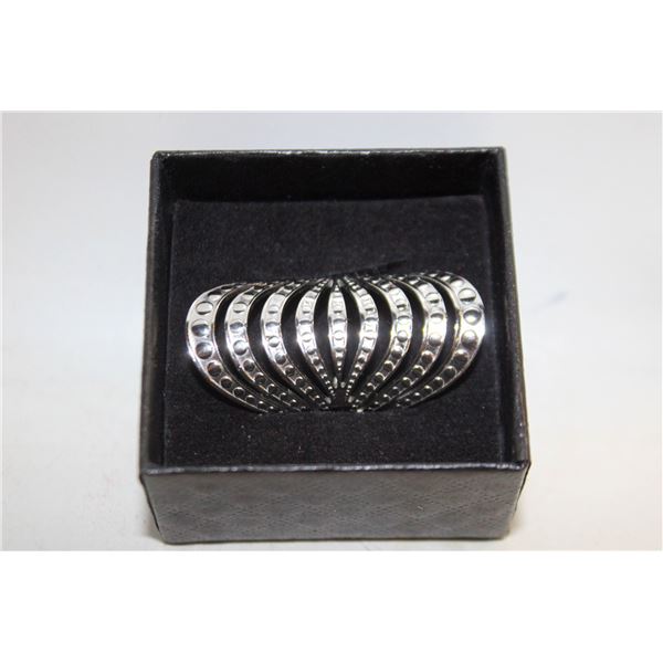 NEW 9 ROWS OF WHITE RING SZ8