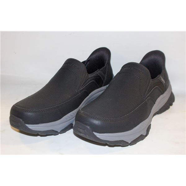NEW SKECHERS MENS SHOES BLACK SIZE 9