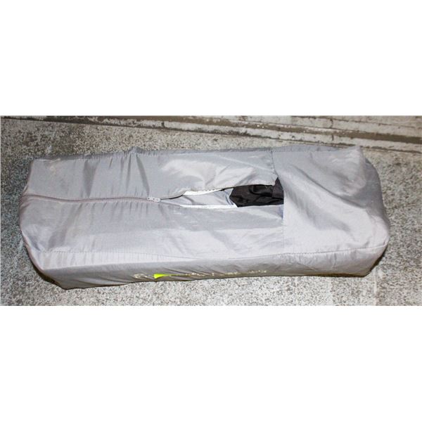 NEW INGENUITY CHILD PLAY PEN