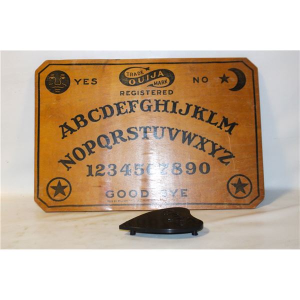 VINTAGE OUIJA BOARD WOOD-ESTATE