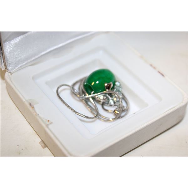 ESTATE NECKLACE IN BOX-ESTATE