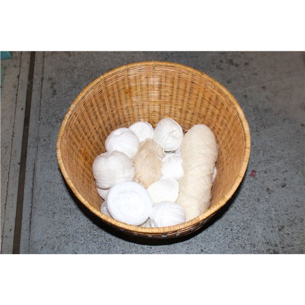 15"H WICKER BASKET FILLED W/WHITE YARN
