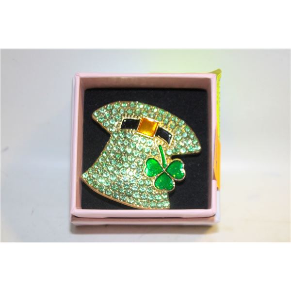 NEW CLOVER HAT MULTI-COLOR GLITTER