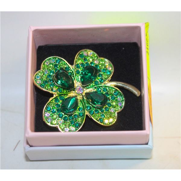 NEW ST PATRICK’S CLOVER LAYERED