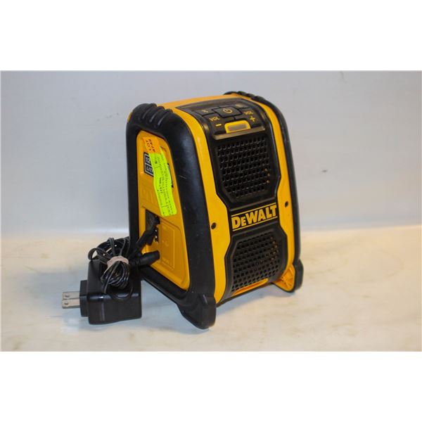 DEWALT WIRELESS BLUETOOTH SPEAKER AND CHARGER