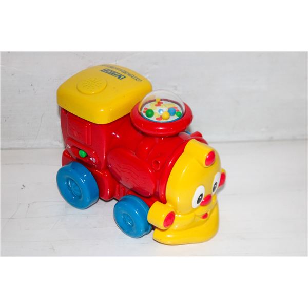VINTAGE V-TECH ABC CHOO CHOO TRAIN W/BATTERIES
