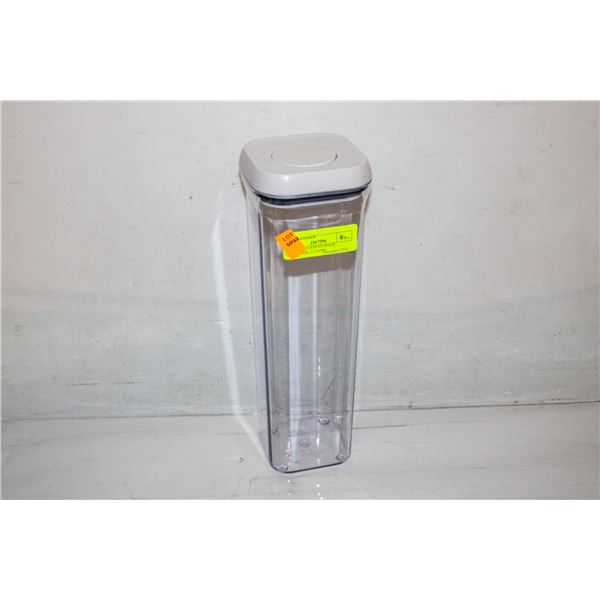 OXO "POP" FOOD STORAGE CONTAINER- 2.1 LITRE