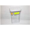 Image 1 : OXO "POP" FOOD STORAGE CONTAINER- 2.5 LITRE