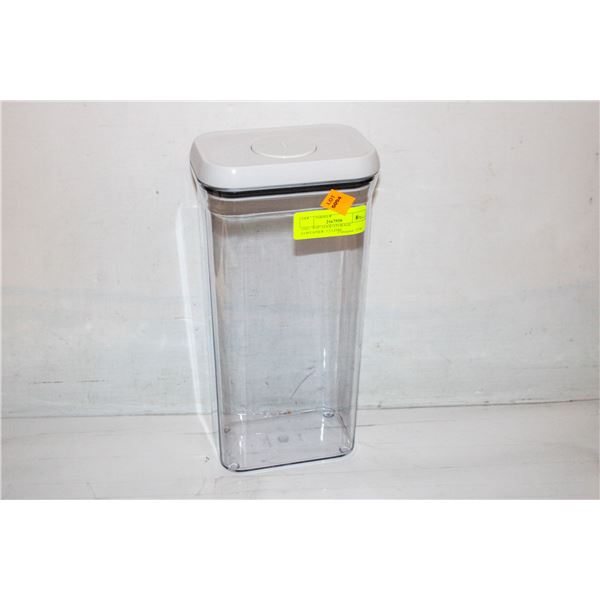 OXO "POP" FOOD STORAGE CONTAINER- 3.2 LITRE