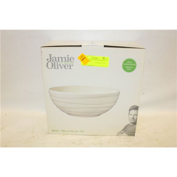 JAMIE OLIVER EARTHENWARE 9" BOWL IN BOX