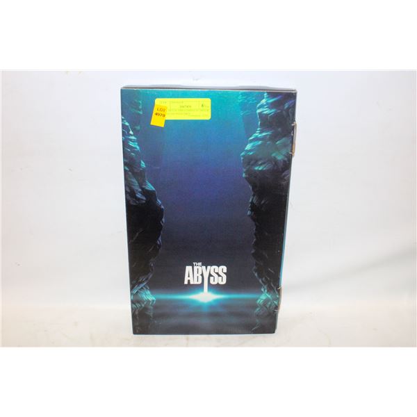 THE ABYSS 1989 COMPLETE MOVIE PRESS KIT INCLUDES