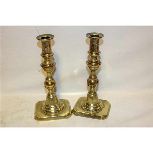 VINTAGE SOLID BRASS 8" CANDLESTICK PAIR