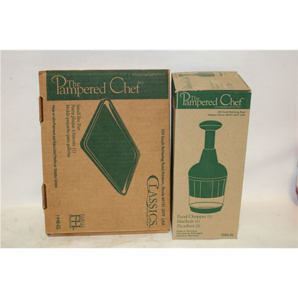 PAMPERED CHEF FOOD CHOPPER & PAN IN BOX