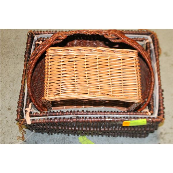 BASKETS ASSORTED LOT
