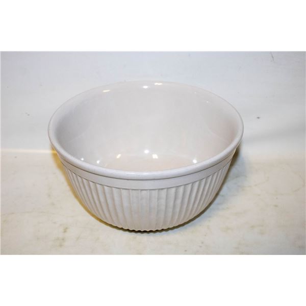 WILLIAMS SONOMA 10" CERAMIC BREAD BOWL