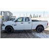 Image 8 : BAILIFF SEIZED: 2023 DODGE RAM 1500 CLASSIC HEMI 5