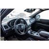 Image 10 : BAILIFF SEIZED: 2020 JEEP GRAND CHEROKEE LAREDO 4D