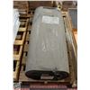 Image 1 : PALLET OF RUBBER FLOORINGIN CONTAINING 2 ROLLS