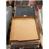 Image 1 : PALLET OF CARPET TILE CONTAINING 270SQFT SHAW