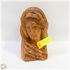 Image 1 : WOOD CARVING OF A WOMEN