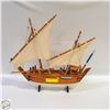 Image 1 : VINTAGE WOODEN SHIP