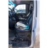 Image 14 : TOW YARD SEIZURE: 2002 CHEVROLET EXPRESS CARGO VAN