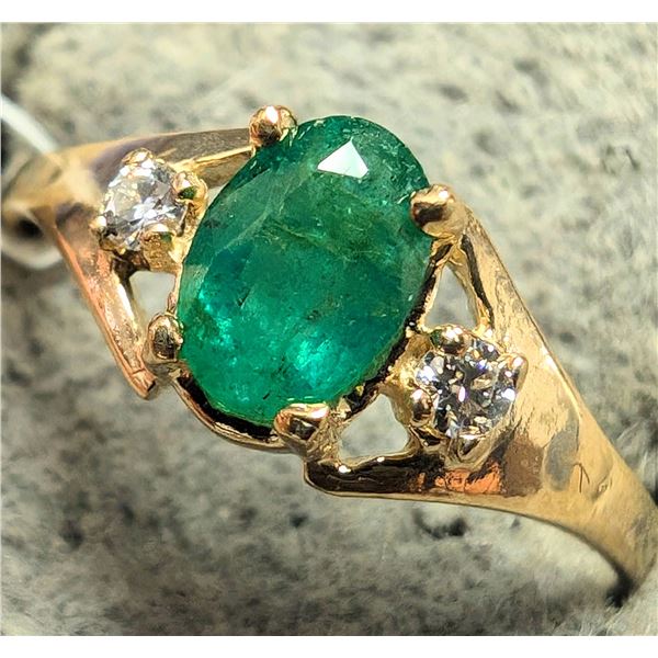 10K(1.27G) EMERALD (0.4CT), DIAMOND (0.04CT) RING