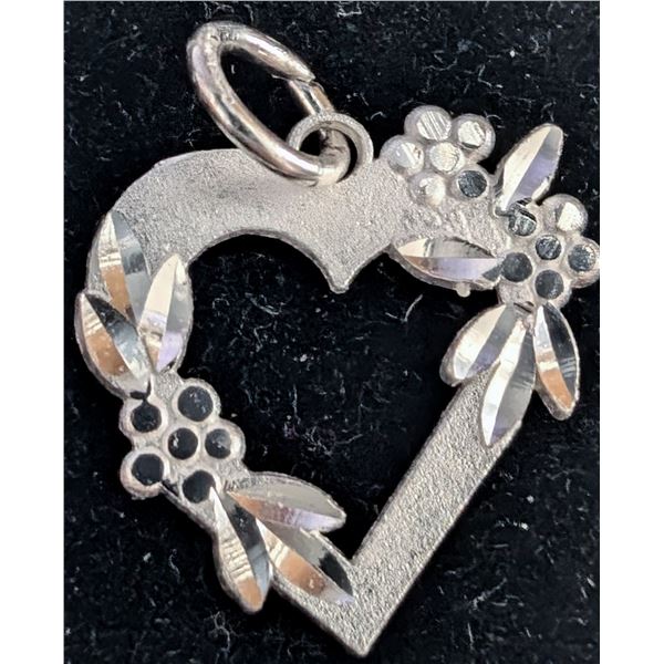 SILVER HEART PENDANT