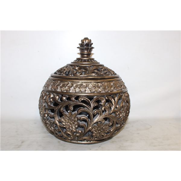 VINTAGE LARGE ORNATE DECORATIVE LIDDED JAR