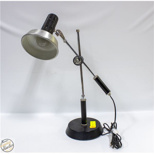 LARGE DESK LAMP FLEXIBLE HEAD